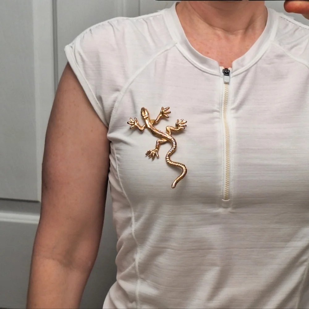 Gold Lizard 🦎 Brooch